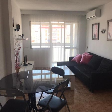 4 Dorm Cerca De Playa Y Centro Ciudad Apartment Малага Екстериор снимка